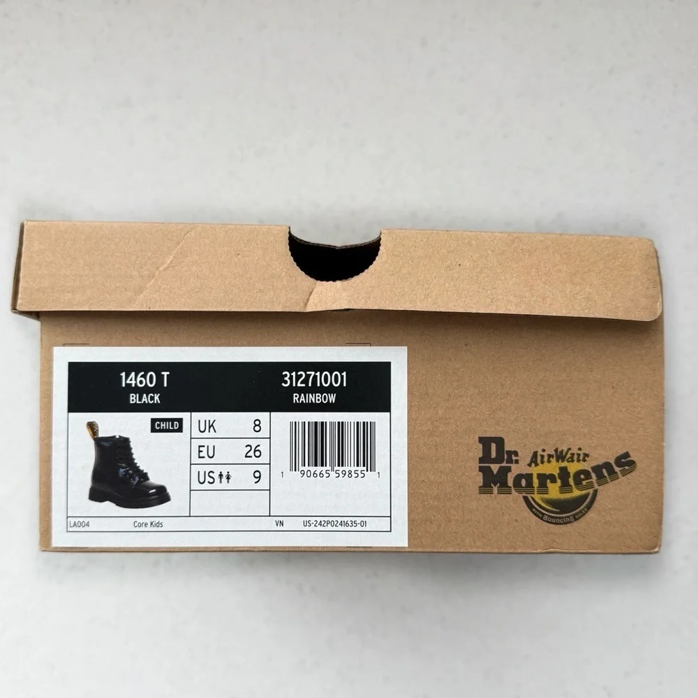 Dr. Martens Classic Kids Unisex Patent Black Boots Shiny Rainbow Shimmer sz 9US